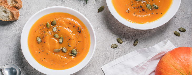 LAHODNÁ TEKVICOVÁ POLIEVKA SO ŠTIPKOU CHILLI