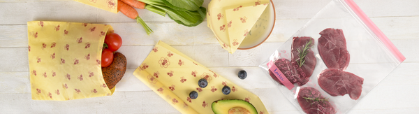 Vrecká nielen na potraviny ale aj do odpadkových košov, alebo tašky na nákup nájdete u nás.