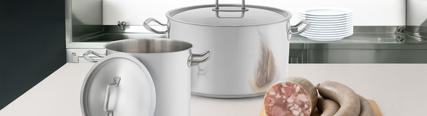 Veľké hrnce na varenie ovarovej polievky, topenie sadla alebo prípravu krúp využijete nielen pri zabíjačke. 