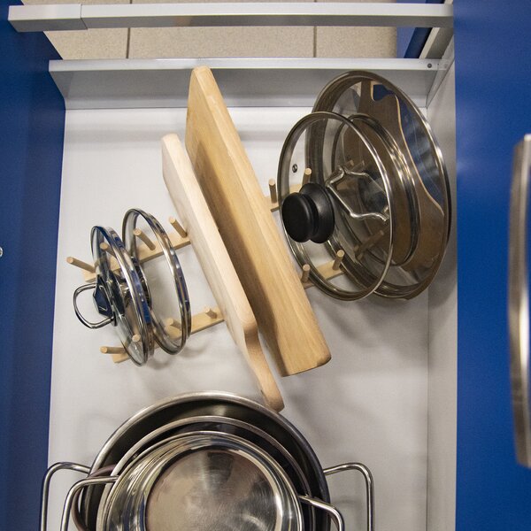 Stojan na taniere/pokrievky