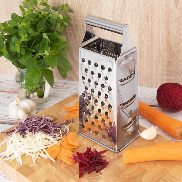 Strúhadlo štvorhranné s rukoväťou