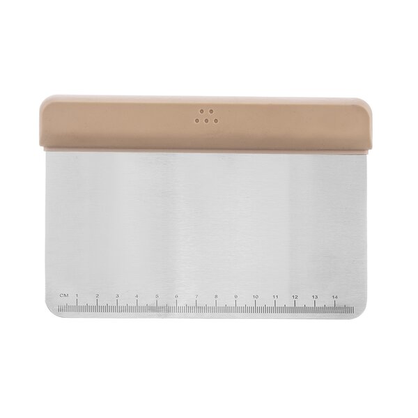 Krájač-špachtľa kuchynská