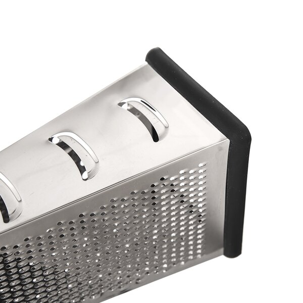 Strúhadlo štvorhranné s rukoväťou