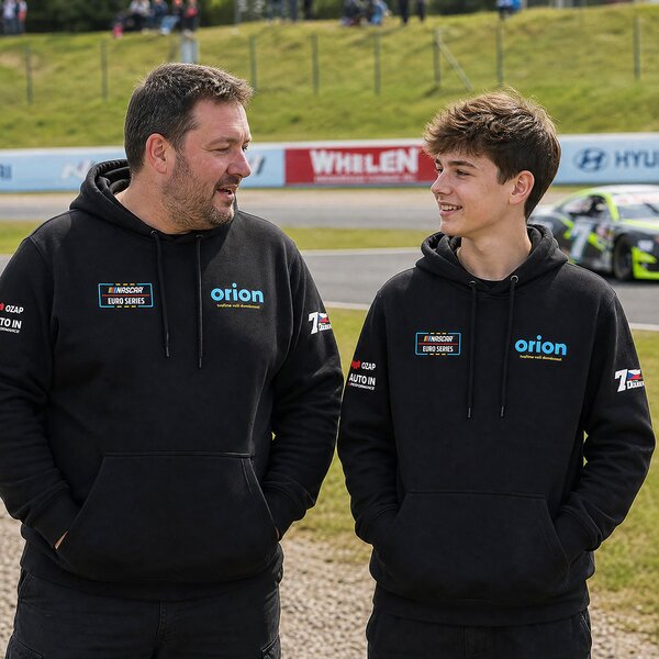 Mikina s kapucňou Orion NASCAR veľ. XS