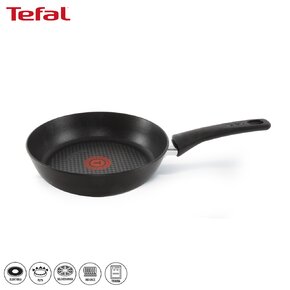 Pánev CHEF pr. 26 cm