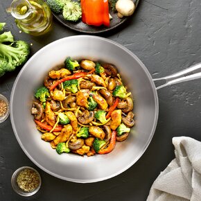 Panvica STEELA Wok pr. 30 cm