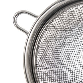 Cedidlo s dvojitým sitkom pr. 7 cm