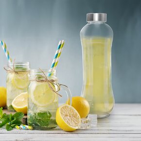 Fľaša s viečkom 0,6 l