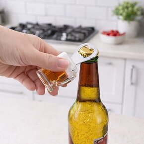 Otvárač korunkových uzáverov pivo