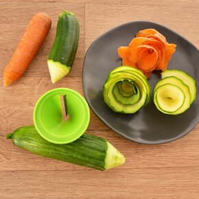 Krájač zeleniny otočný 3v1