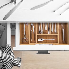 Príborník posuvný 26/40x35,5 cm