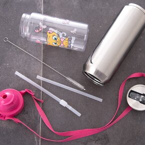 Kefa na nápojové slamky