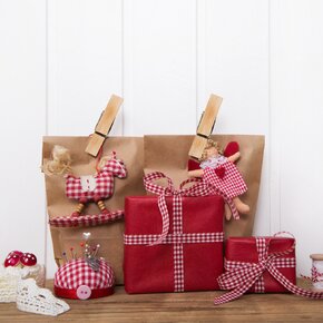 Dekoračné štipce 12 ks