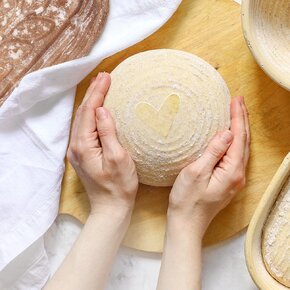 Ošatka na kysnutie SRDCE pr. 21 cm, v. 7,5 cm