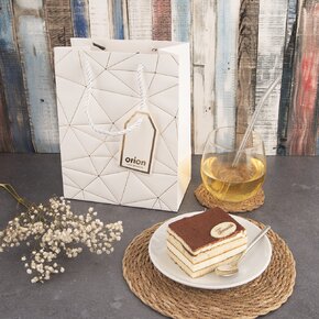 Darčeková taška mriežka 18x10x23 cm