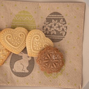 Servírovací obrúsky vajíčka a zajačik